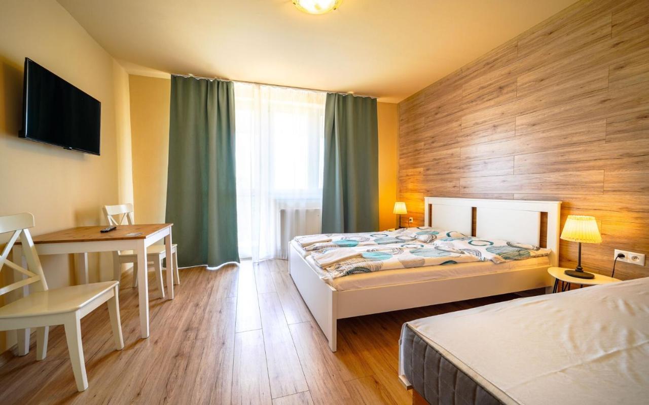 Apartmany Karmon Park Veľký Meder Eksteriør bilde