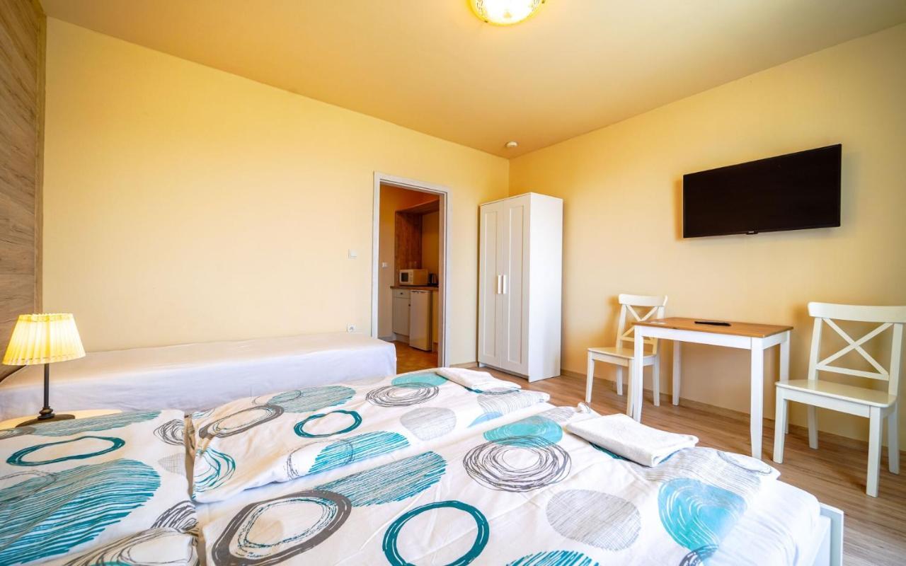 Apartmany Karmon Park Veľký Meder Eksteriør bilde